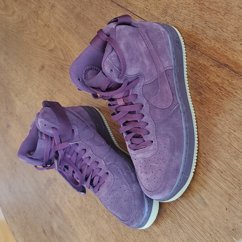 Nike Air Force 1 High Sneakers Size 7Y